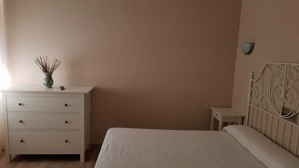 Hotel La Quinta Куэ Экстерьер фото