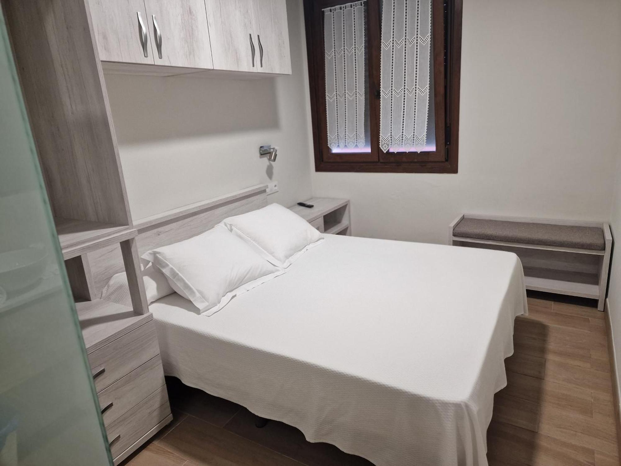Hotel La Quinta Куэ Экстерьер фото